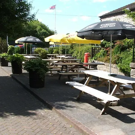 The Cross Keys